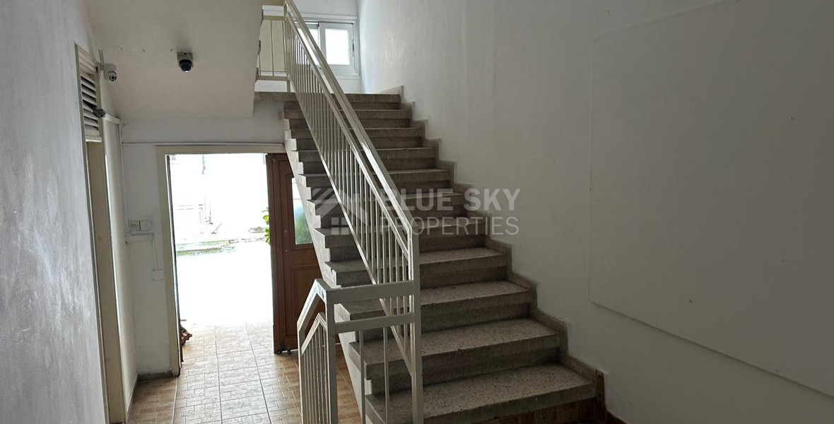 Modern Fully Renovated Open-Plan Office for Rent – Limassol, Tsiflikoudia