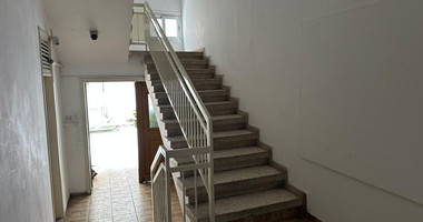 Modern Fully Renovated Open-Plan Office for Rent – Limassol, Tsiflikoudia