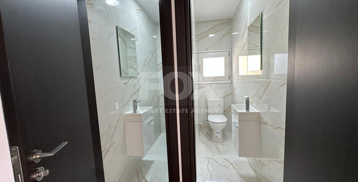 Modern Fully Renovated Open-Plan Office for Rent – Limassol, Tsiflikoudia