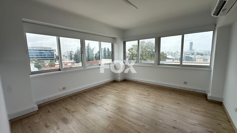 Офис 180 м² в аренду в Tsiflikoudia, Limassol, Cyprus