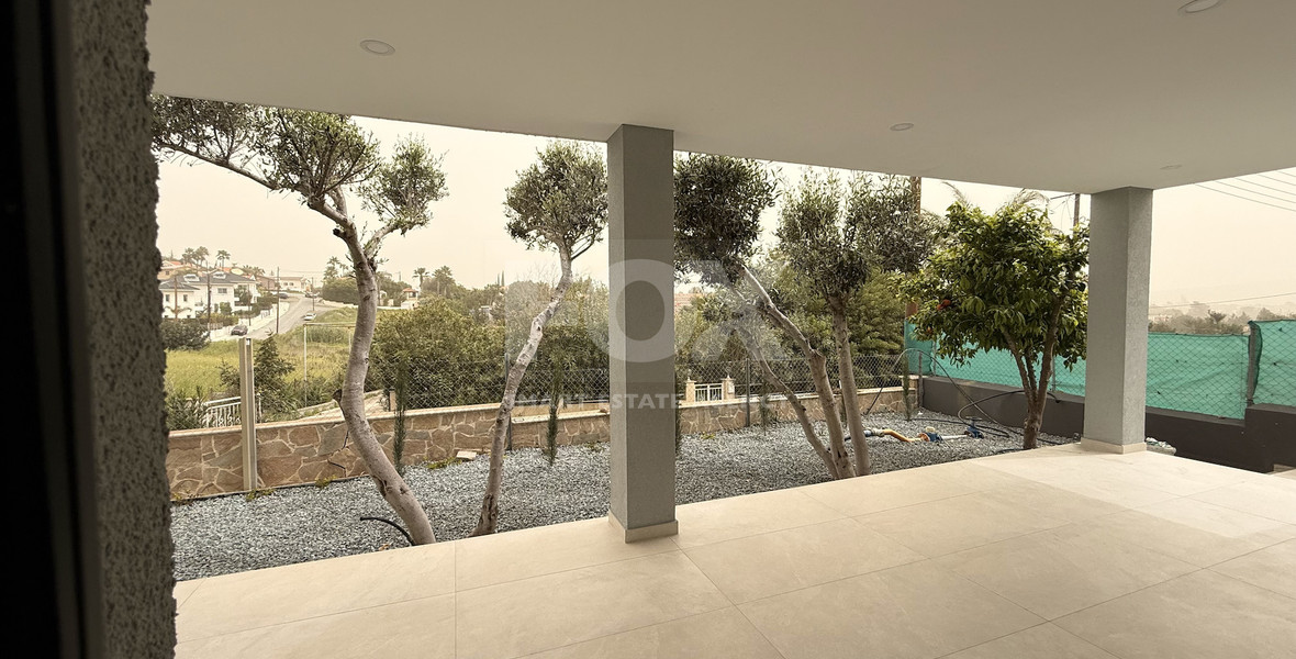 Modern Detached Bungalow with Large Plot for rent in Pyrgos