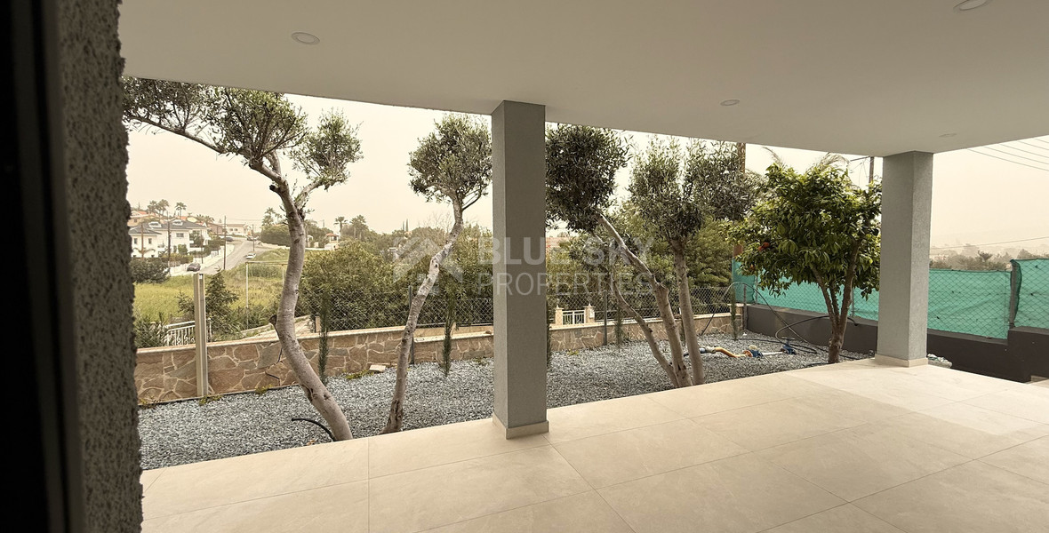 Modern Detached Bungalow with Large Plot for rent in Pyrgos