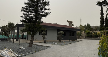 Modern Detached Bungalow with Large Plot for rent in Pyrgos