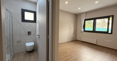 Modern Detached Bungalow with Large Plot for rent in Pyrgos