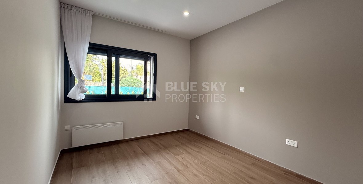 Modern Detached Bungalow with Large Plot for rent in Pyrgos