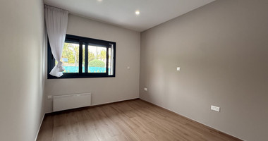 Modern Detached Bungalow with Large Plot for rent in Pyrgos