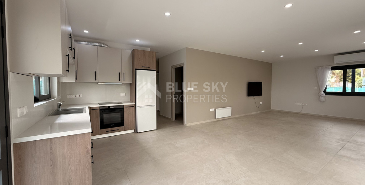 Modern Detached Bungalow with Large Plot for rent in Pyrgos