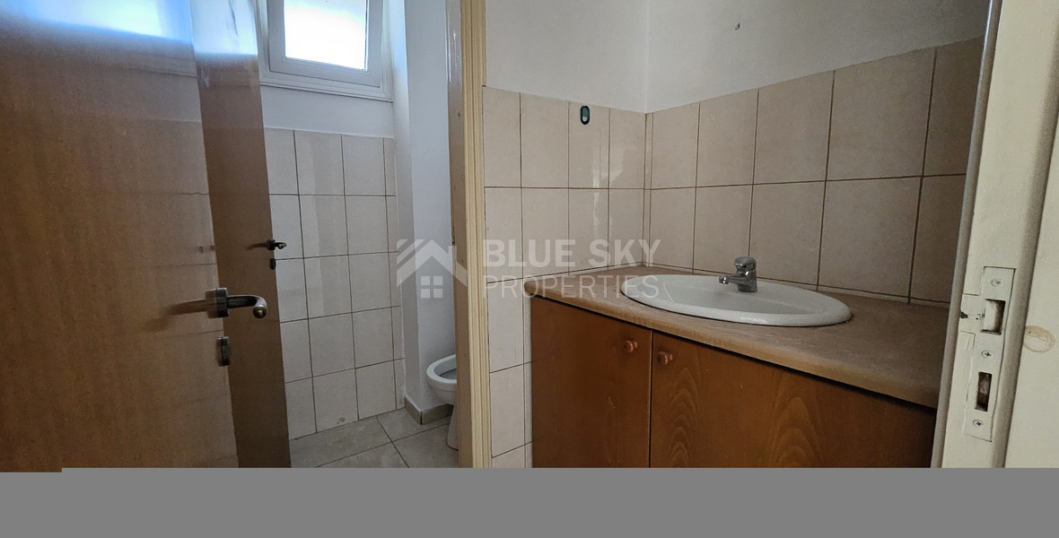 For Rent Fully Renovated-Ready to Move in Shop-Showroom in Kato Polemidia area