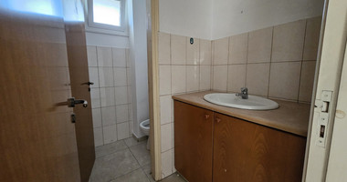 For Rent Shop-Showroom in Kato Polemidia area