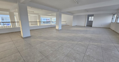 For Rent Shop-Showroom in Kato Polemidia area