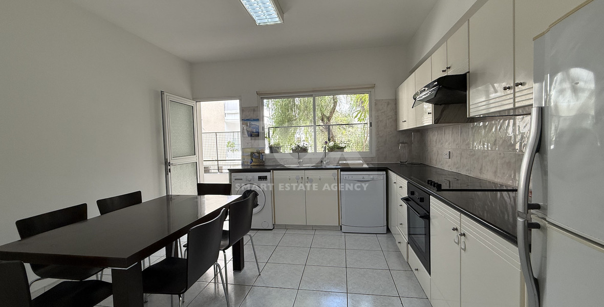 Fully Furnished Three Bedroom Apartment For Rent in Mesa Geitonia