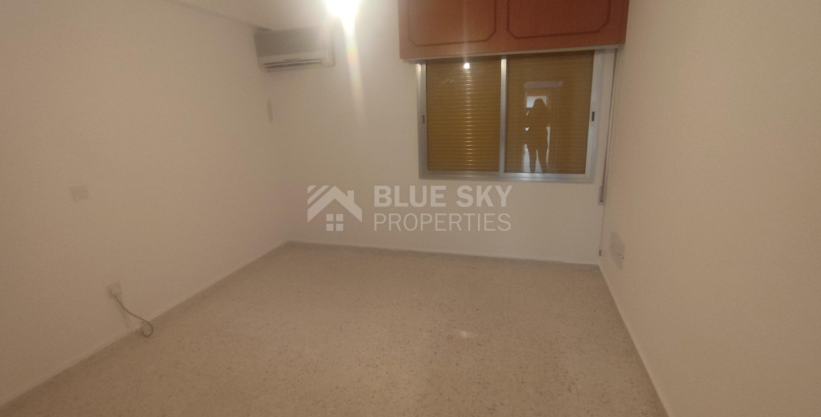 Spacious 3-Bedroom Upper House for Rent – Apostoloi Petrou & Pavlou, Near Tsirio