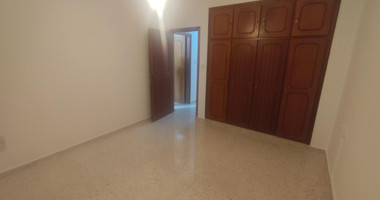 Spacious 3-Bedroom Upper House for Rent – Apostoloi Petrou & Pavlou, Near Tsirio