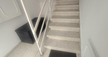 Spacious 3-Bedroom Upper House for Rent – Apostoloi Petrou & Pavlou, Near Tsirio