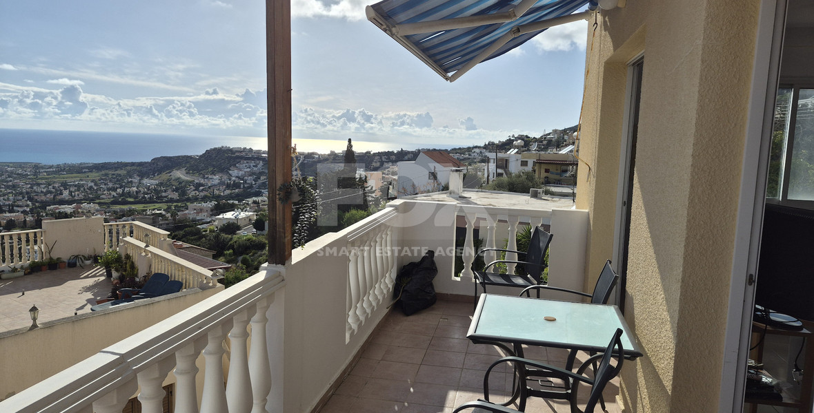 Elegant Two Bedroom Apartment for Rent in Peyia