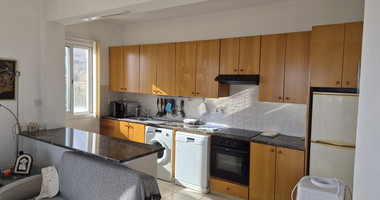 Elegant Two Bedroom Apartment for Rent in Peyia