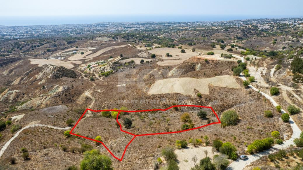 Large Residential Plot in Armou Village – Close to Amenities & Highway