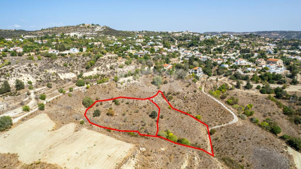 Large Residential Plot in Armou Village – Close to Amenities & Highway