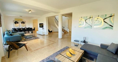 Spacious Five Bedroom Detached Villa for Rent in Chlorakas