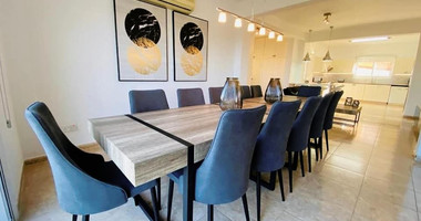 Spacious Five Bedroom Detached Villa for Rent in Chlorakas