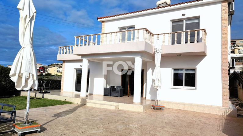 Commercial properties 300 m² for rent in Chlorakas, Paphos, Cyprus