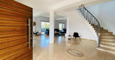 Spacious Five Bedroom Detached Villa for Rent in Chlorakas