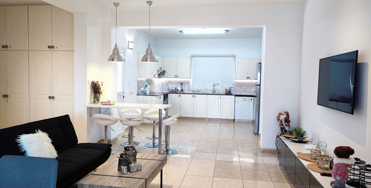 Spacious Five Bedroom Detached Villa for Rent in Chlorakas