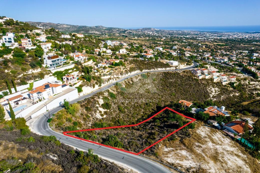 Residential Plot for Sale in Tala, Paphos – Huge Prime Land with Development Potential