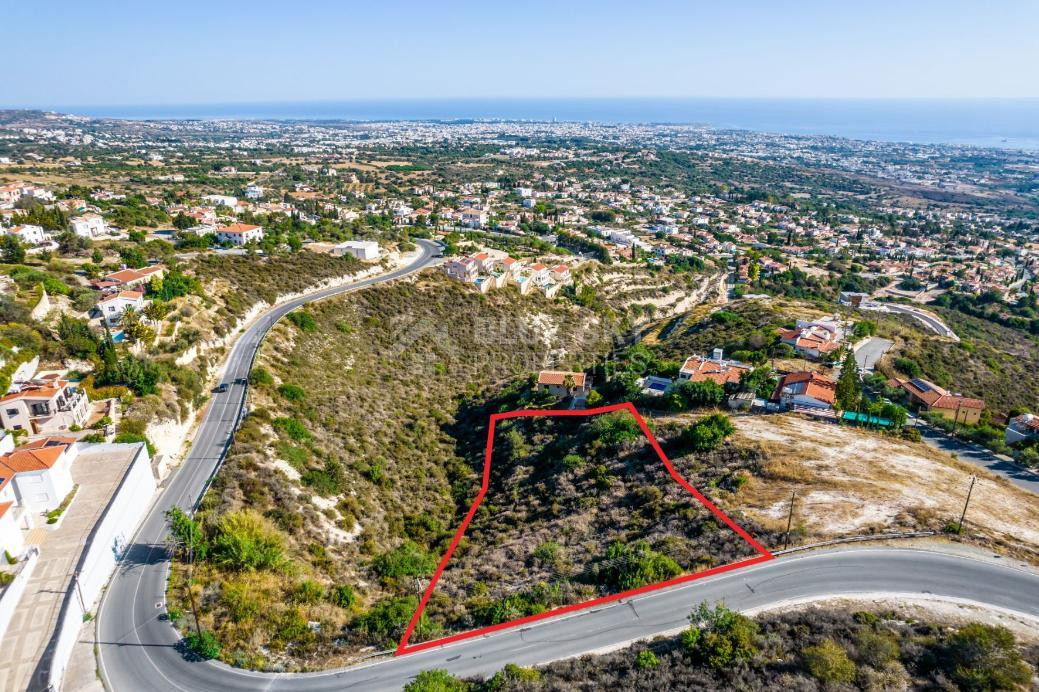 Residential Plot for Sale in Tala, Paphos – Huge Prime Land with Development Potential