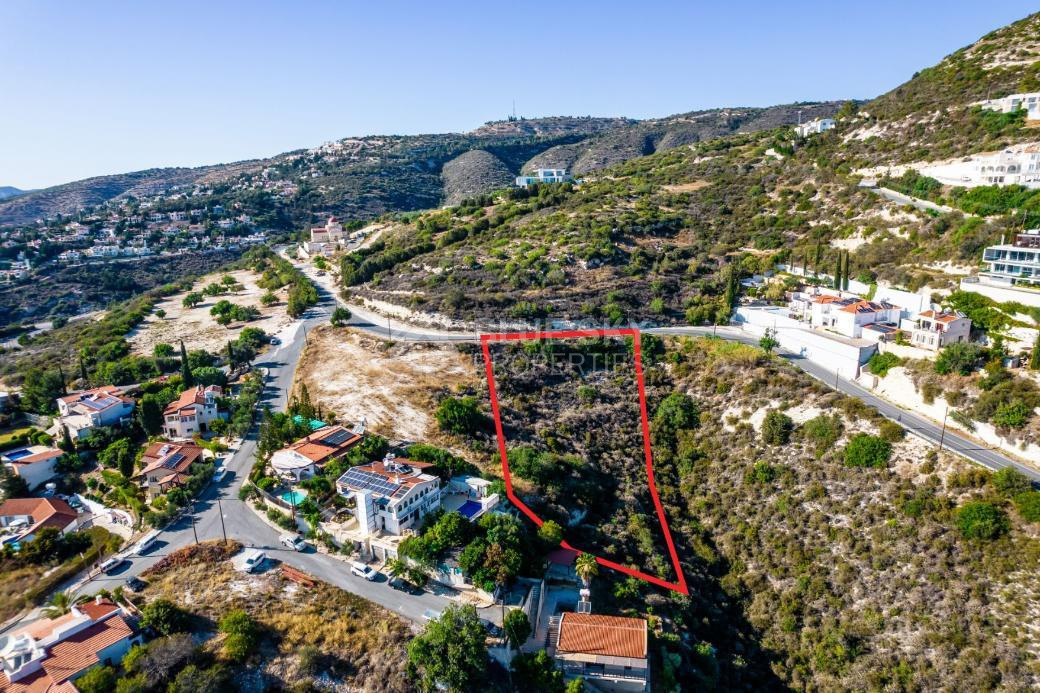 Residential Plot for Sale in Tala, Paphos – Huge Prime Land with Development Potential