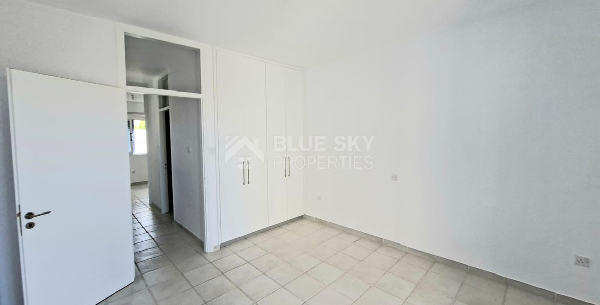 Modern Apartment in Kato Paphos,  Closed to the Beach and Amenitiess ,for sale