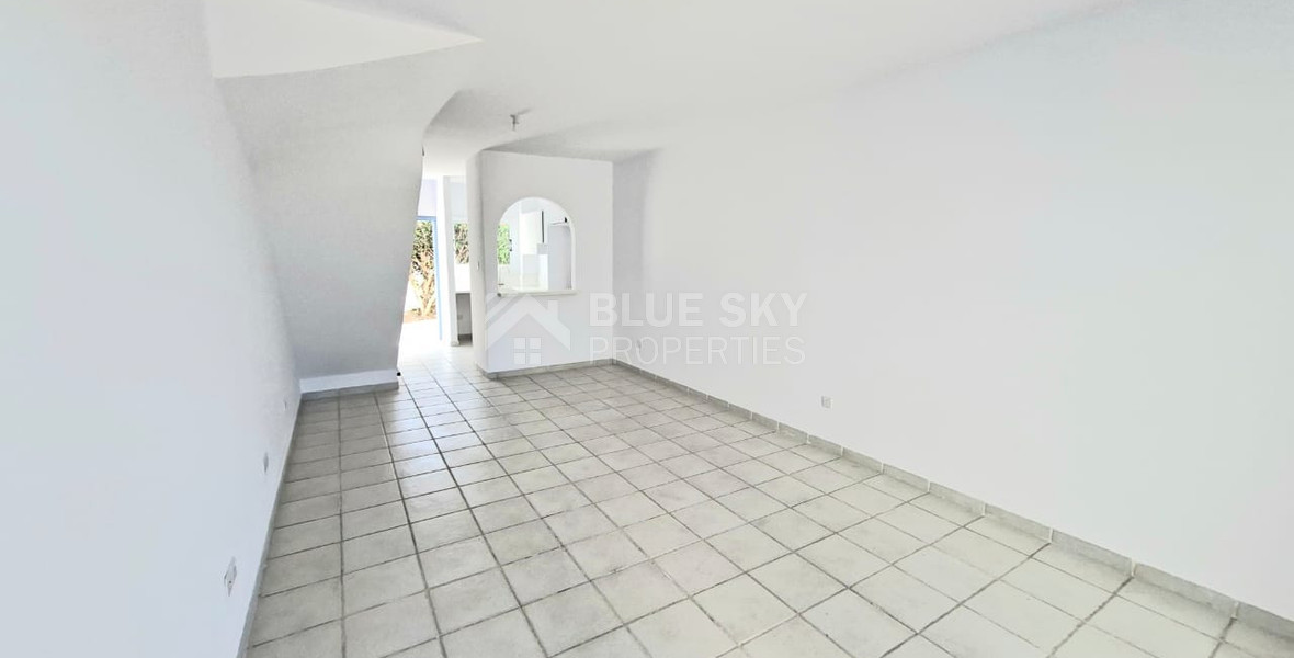 Modern Apartment in Kato Paphos,  Closed to the Beach and Amenitiess ,for sale