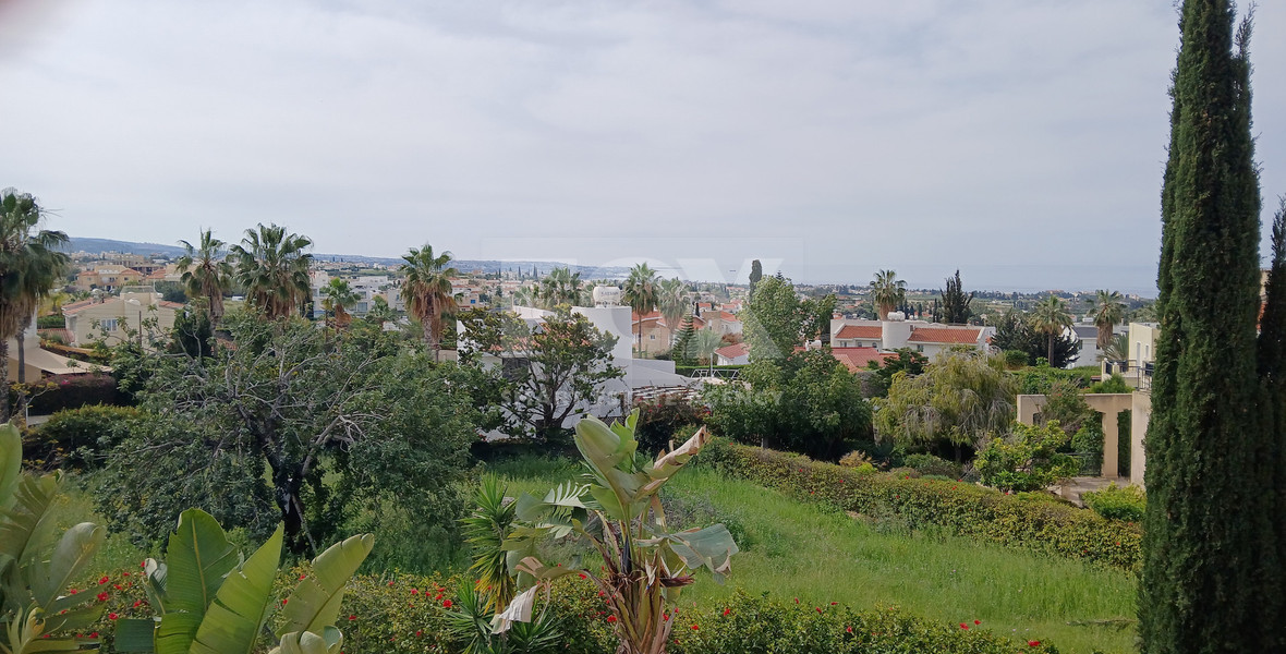 Spacious Furnished House With Sea View in Peyia, Paphos