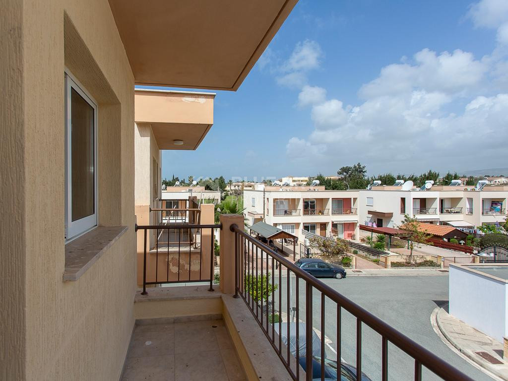 Mandria Paphos Apartment for Sale – Two Bedrooms with Veranda & Title Deed