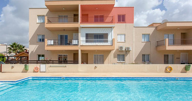 Mandria Paphos Apartment for Sale – Two Bedrooms with Veranda & Title Deed