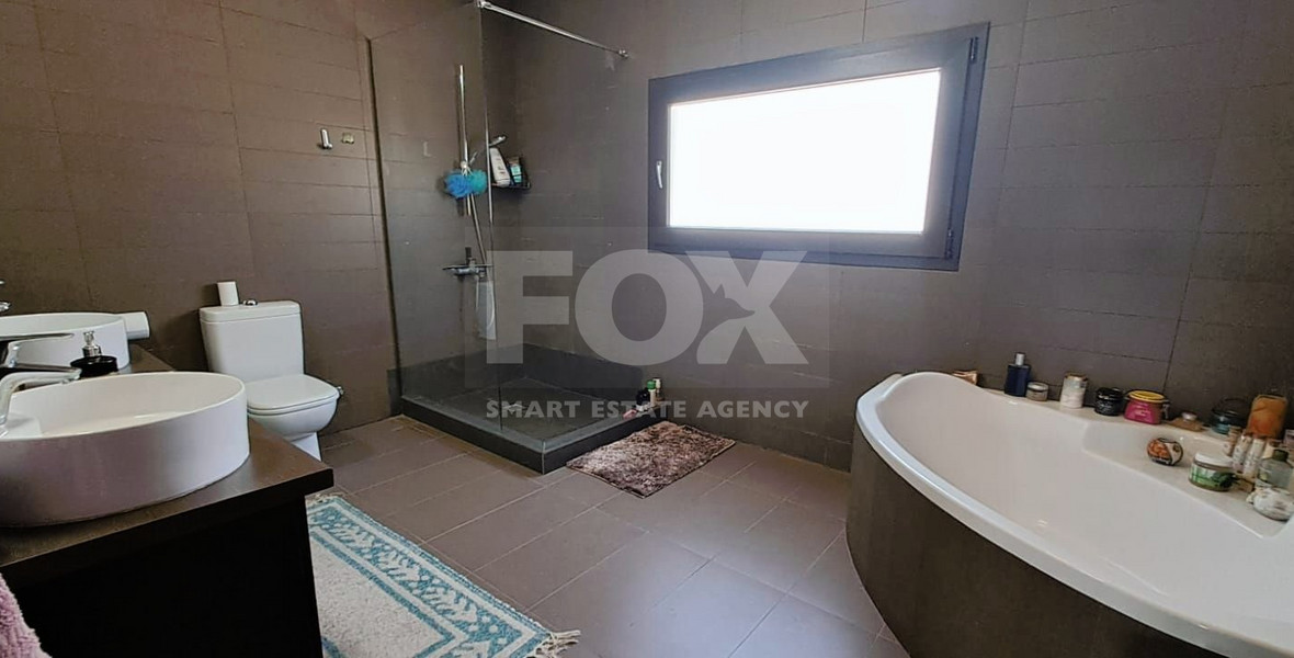 Four bedroom House with Sea View plus incomplete house for Sale - Laiki Lefkothea, Limassol