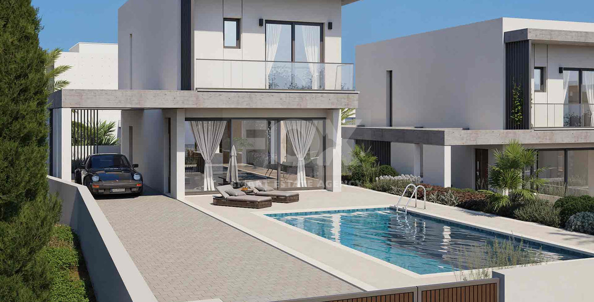 Contemporary three Bedroom Villa in Chloraka , in Paphos – Close to Beach & Harbour
