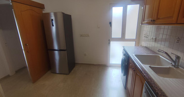 Spacious 3-Bedroom House for rent in Zakaki – Available Now