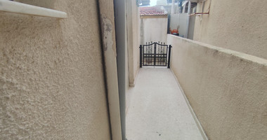 Spacious 3-Bedroom House for rent in Zakaki – Available Now