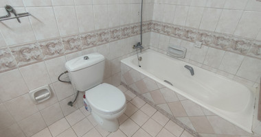 Spacious 3-Bedroom House for rent in Zakaki – Available Now