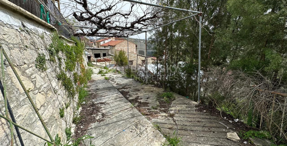 Charming two bedroom Semi-Detached House for Sale – Koilani, Limassol