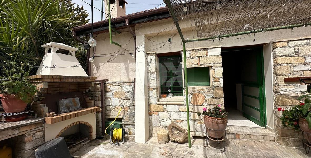 Charming two bedroom Semi-Detached House for Sale – Koilani, Limassol