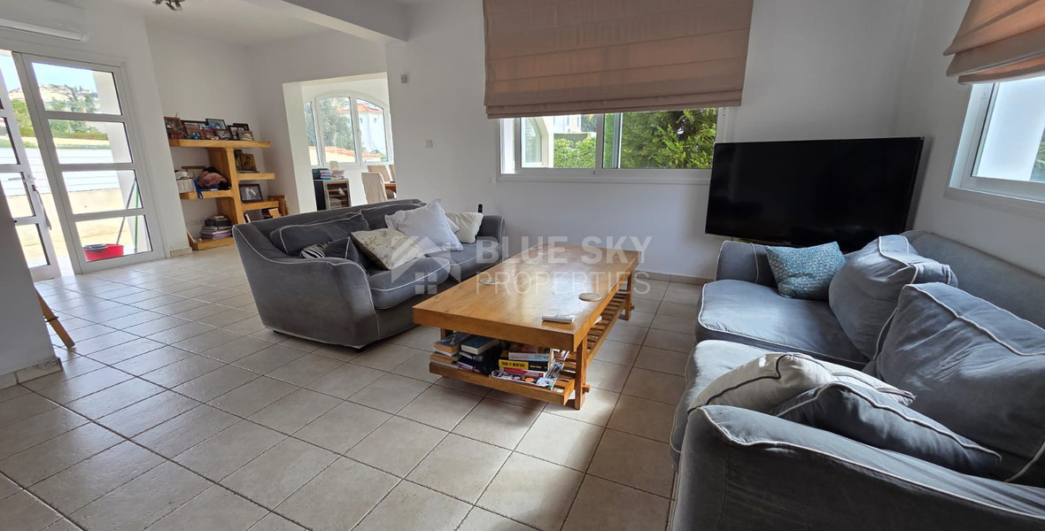 Three bedroom detached house for rent in Agios Tychonas - furnished with private pool