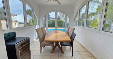 Three bedroom detached house for rent in Agios Tychonas - furnished with private pool