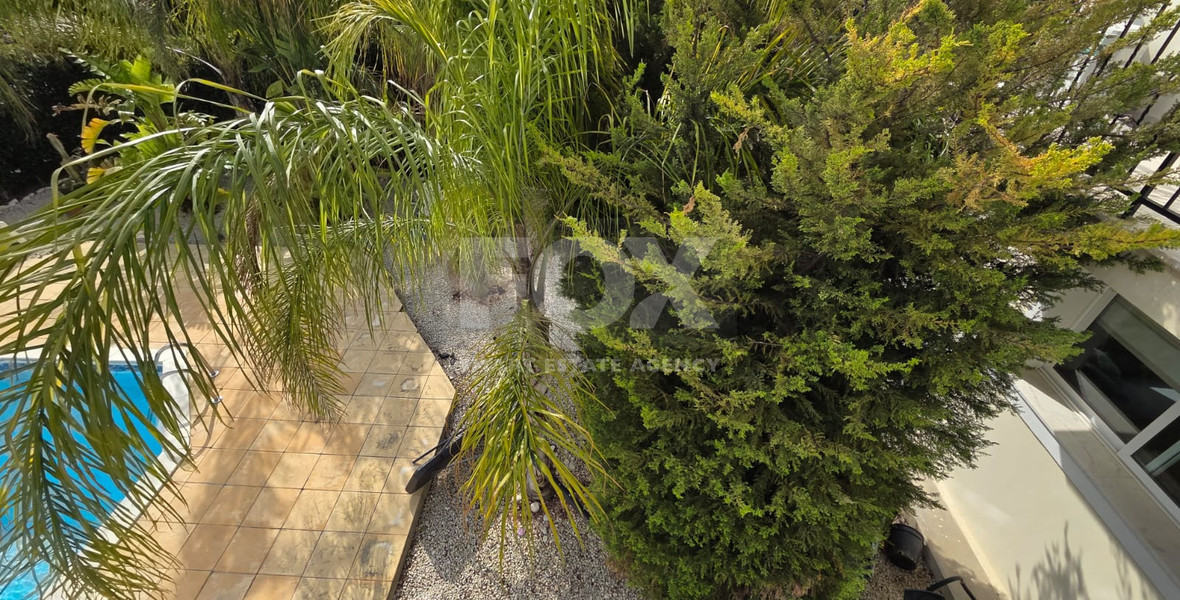 Three bedroom detached house for rent in Agios Tychonas - furnished with private pool