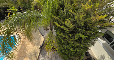 Three bedroom detached house for rent in Agios Tychonas - furnished with private pool