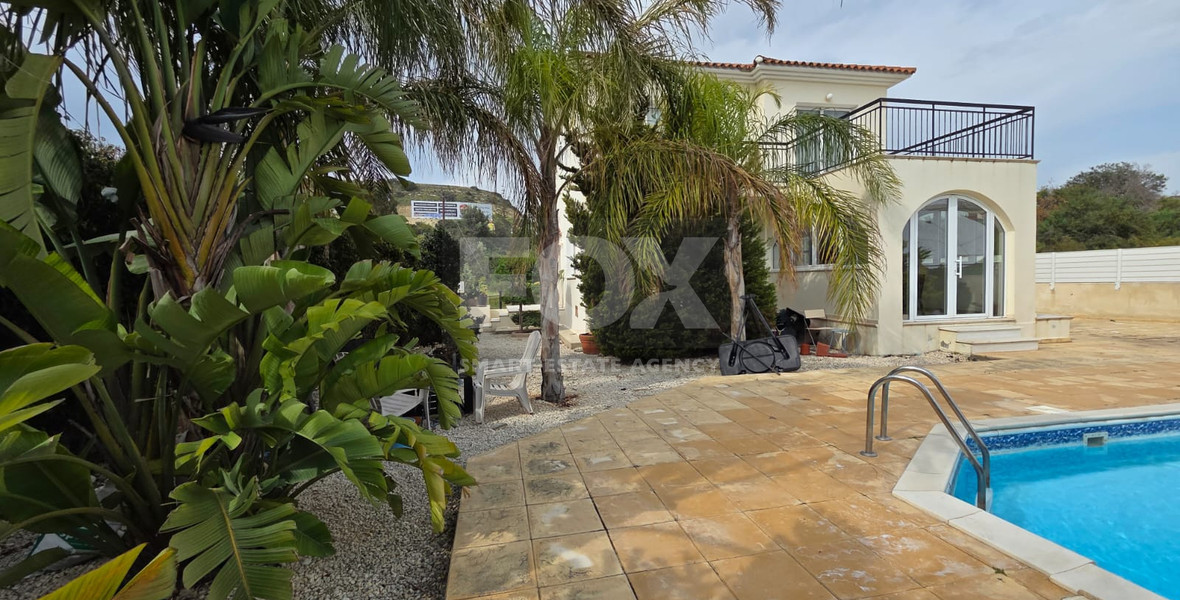 Three bedroom detached house for rent in Agios Tychonas - furnished with private pool