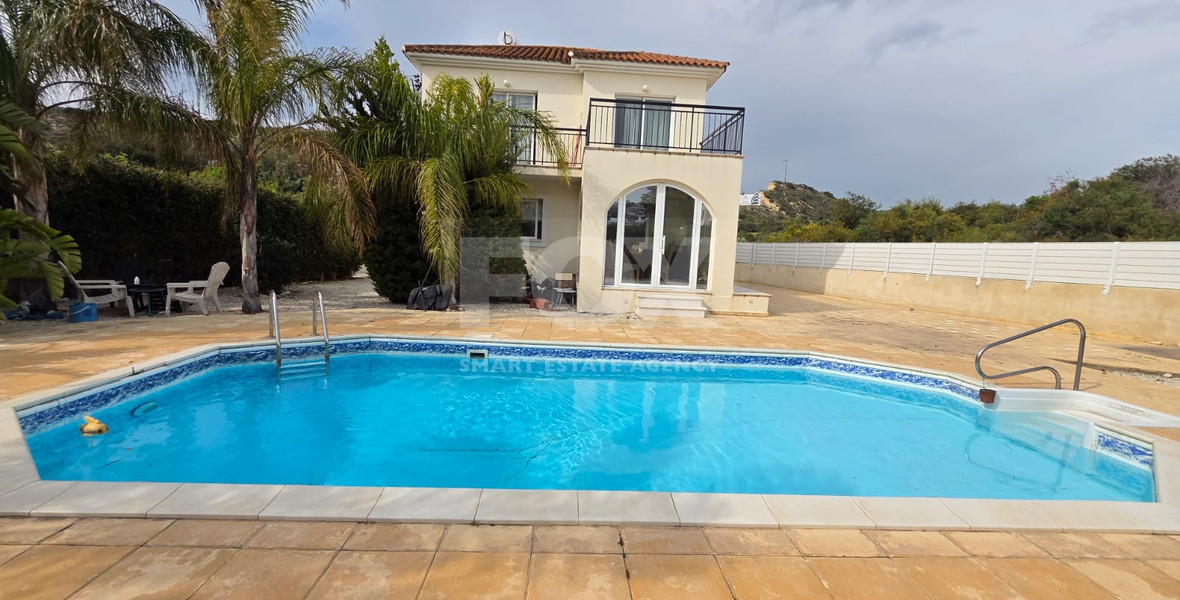 Three bedroom detached house for rent in Agios Tychonas - furnished with private pool