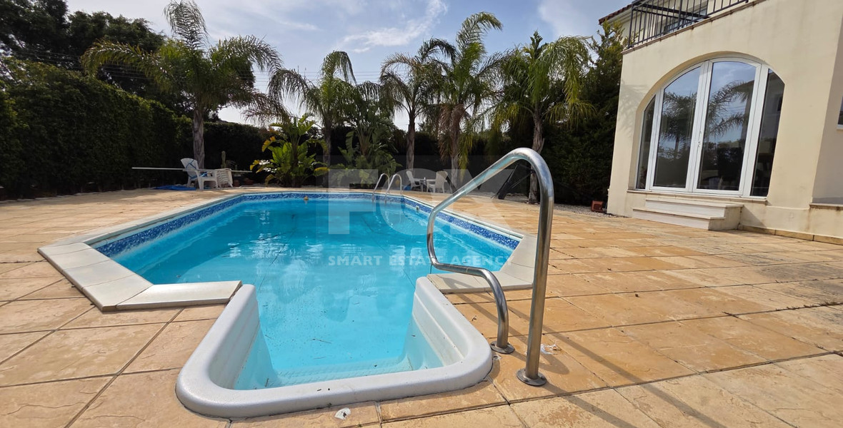 Three bedroom detached house for rent in Agios Tychonas - furnished with private pool