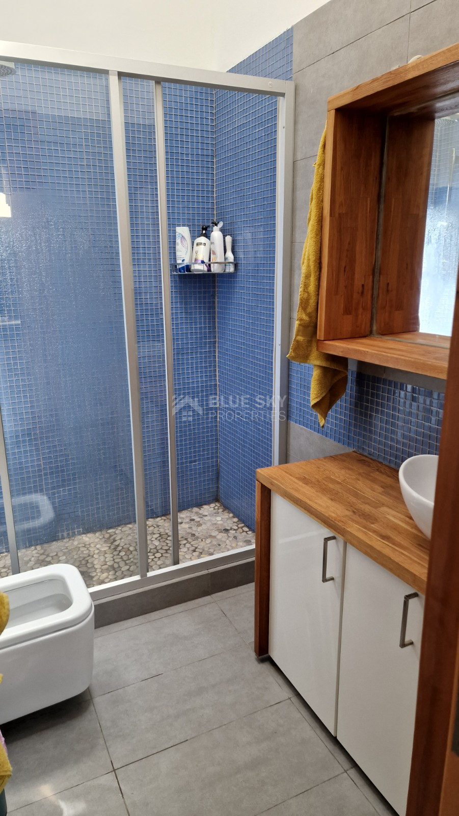 Unique Two bedroom House For Sale